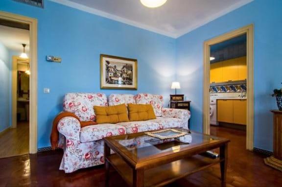 Apartamento En Un Dormitorio En Plaza Alfaro Seville Exterior photo